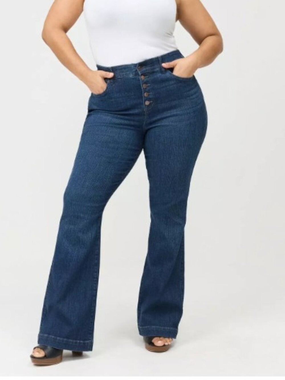 Torrid Brand Women's size 12R Bombshell Flare High-Rise Jean Super Soft Medium
